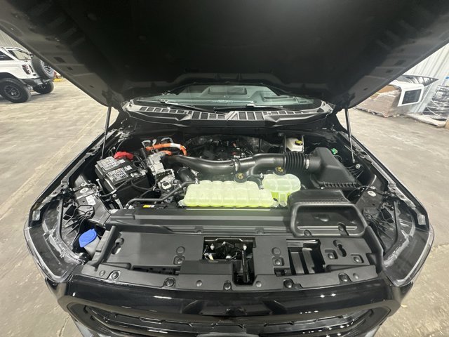 New 2026 Carbonized Gray Metallic Ford Lariat® image 22