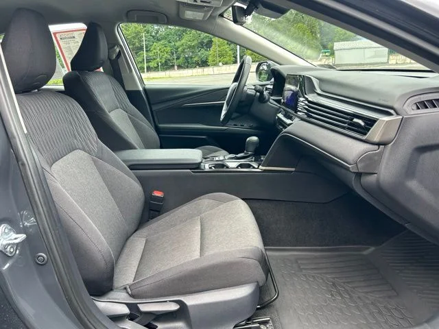 Certified Used 2025  Toyota LE image 24