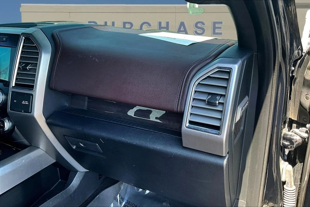 Used 2016 Shadow Black Ford Platinum image 28