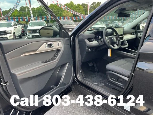 New 2026 Agate Black Metallic Ford Active image 4