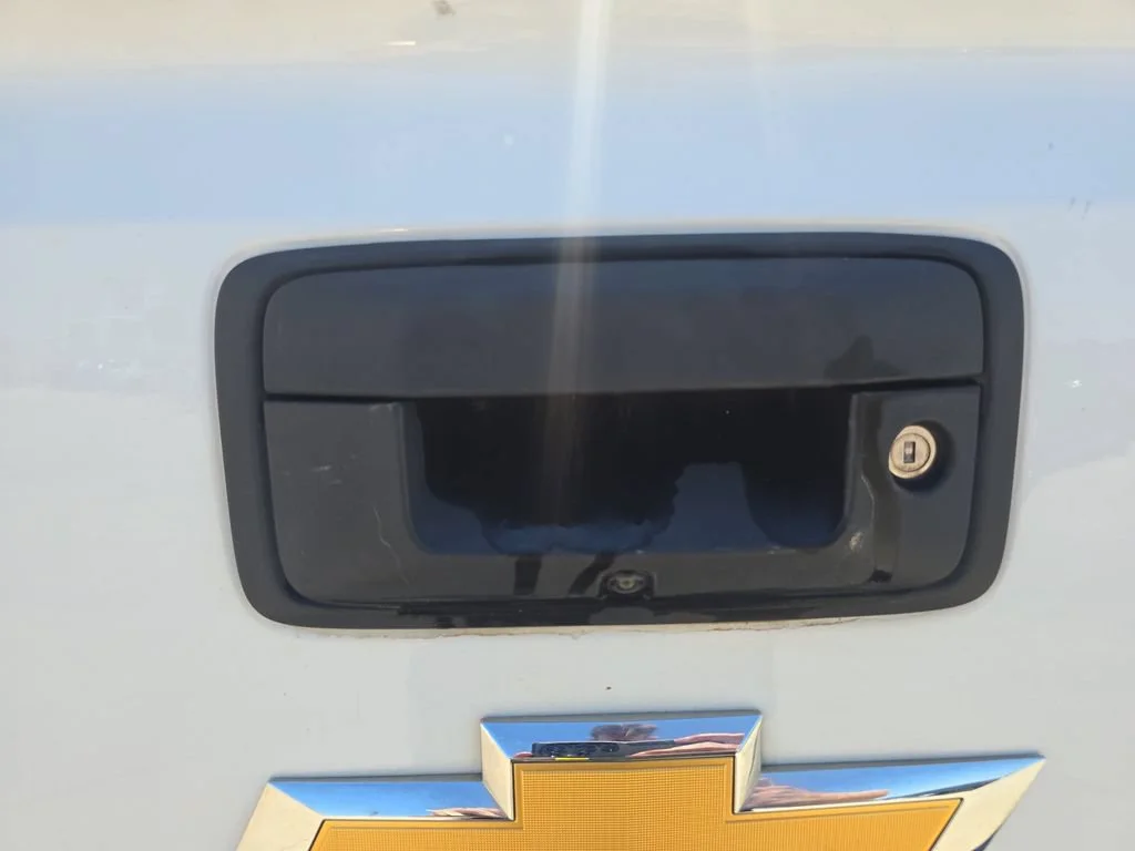 Used 2018 SUMMIT WHITE Chevrolet LTZ image 14