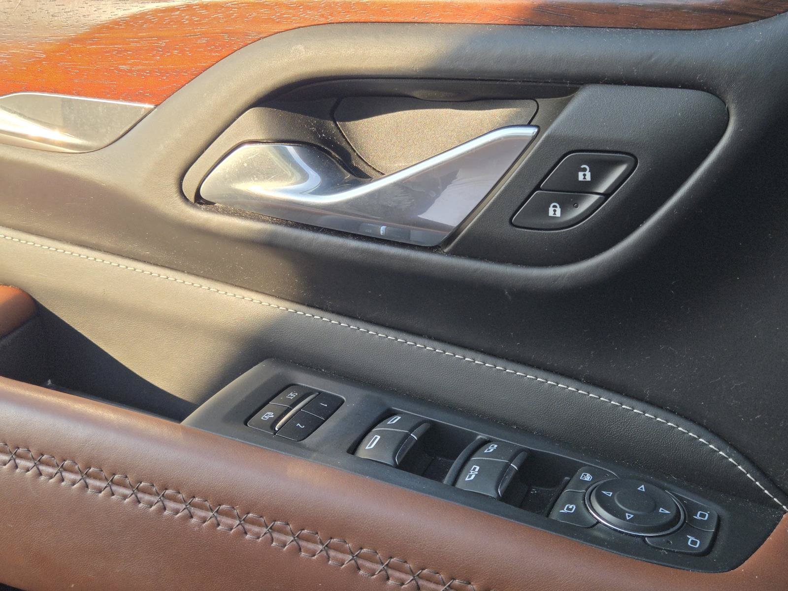 Used 2023 ONYX BLACK GMC Denali Ultimate image 23