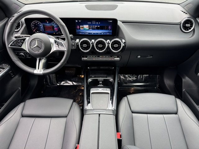 Used 2026 Mountain Grey Metallic Mercedes-Benz GLA 250 image 10