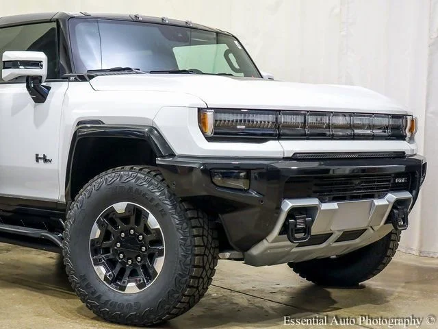 New 2025 Interstellar White GMC 3X image 2