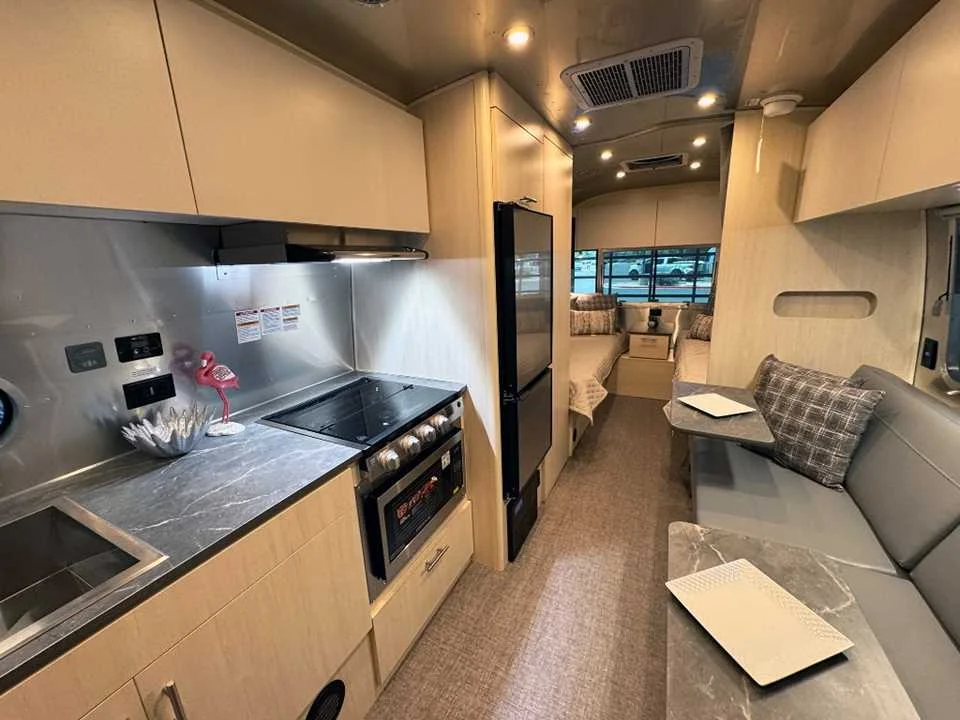 New 2026 SILVER AIRSTREAM  image 12