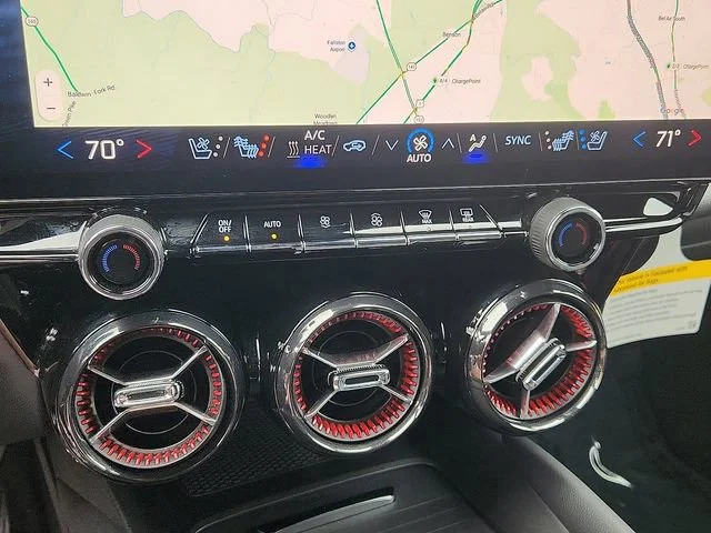 2024 Chevrolet Blazer EV RS - Photo 15