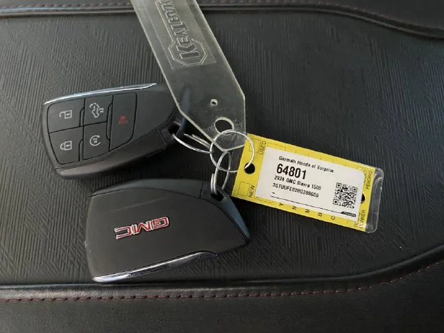 2024 GMC Sierra 1500 AT4X - Photo 33