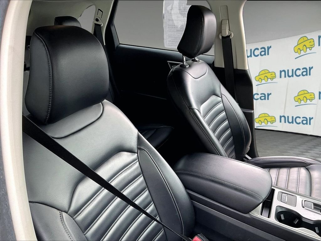 Used 2024 Gray Metallic Ford SEL image 11
