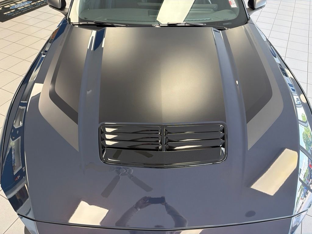 Used 2025 Blue Ford Dark Horse image 9