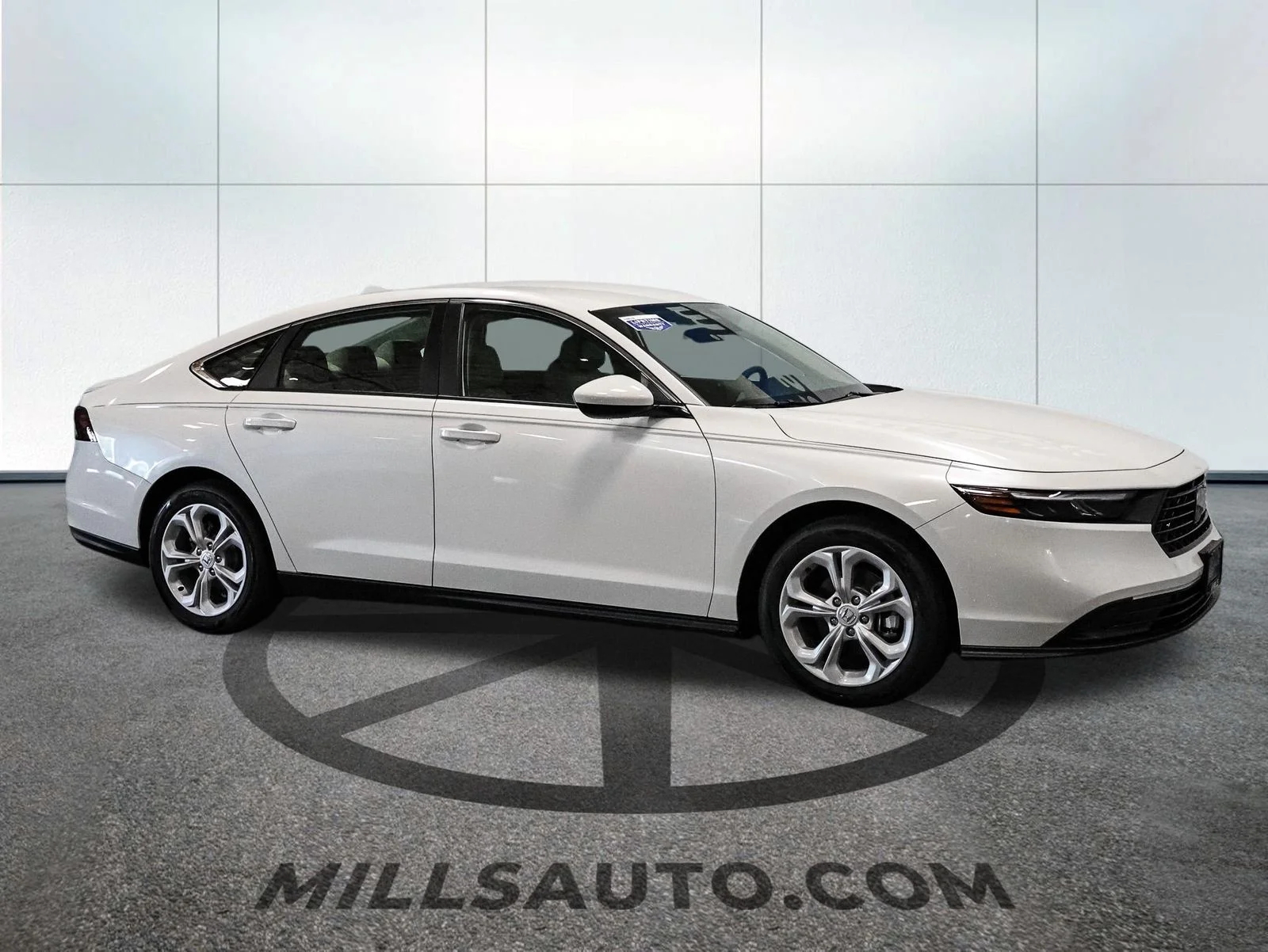New 2026 Platinum White Pearl Honda LX image 10