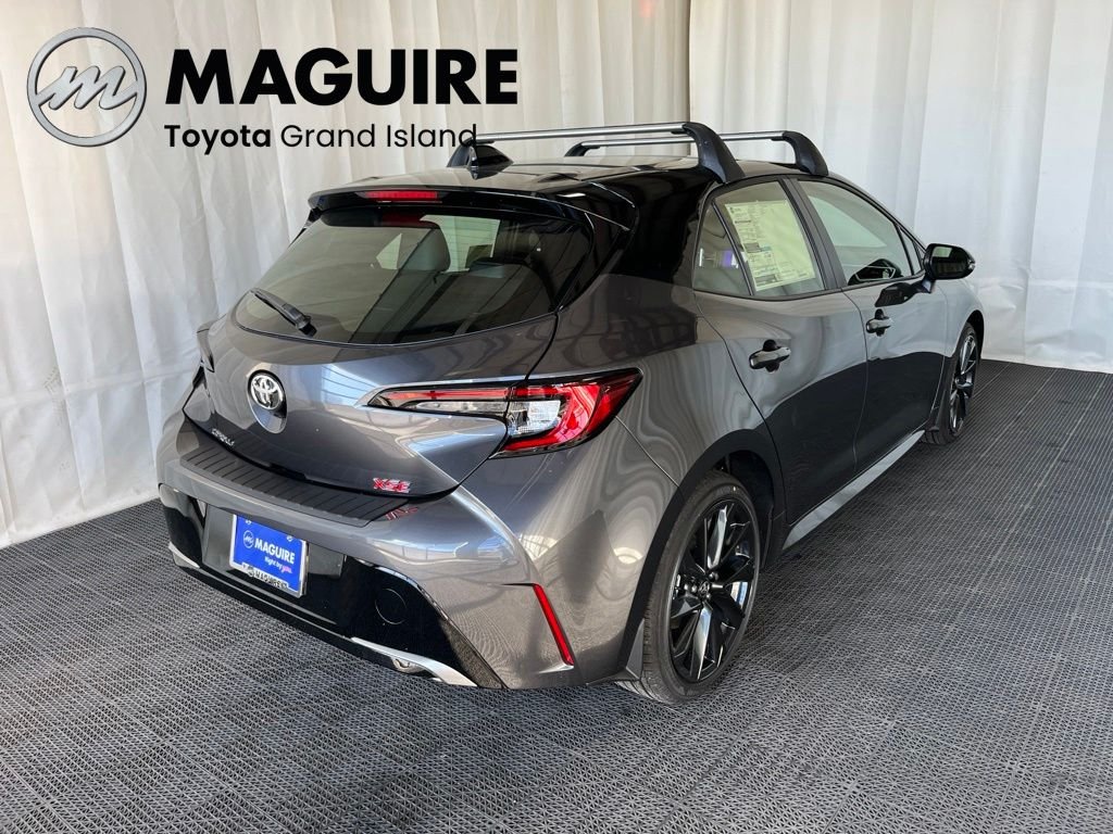 New 2026 Magnetic Gray Metallic with Midnight Black Metallic roof Toyota XSE image 28
