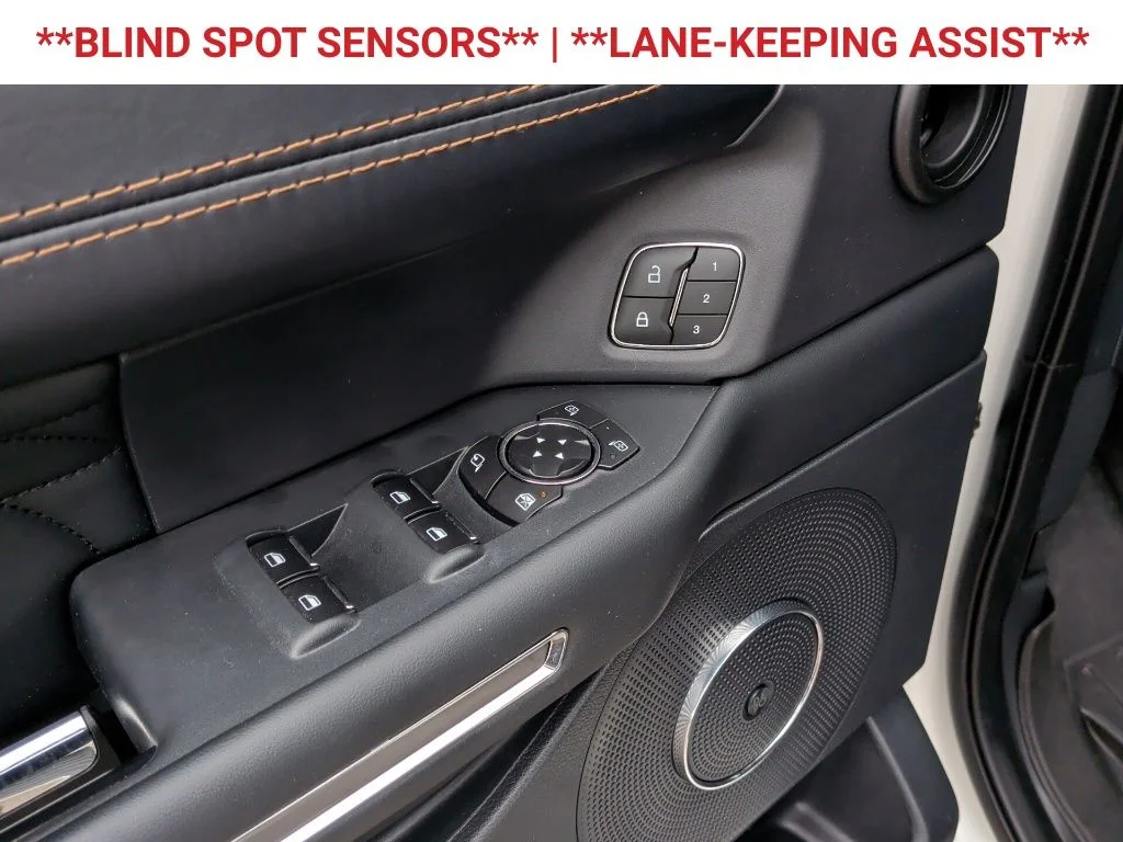 Used 2022 White Ford Platinum image 12