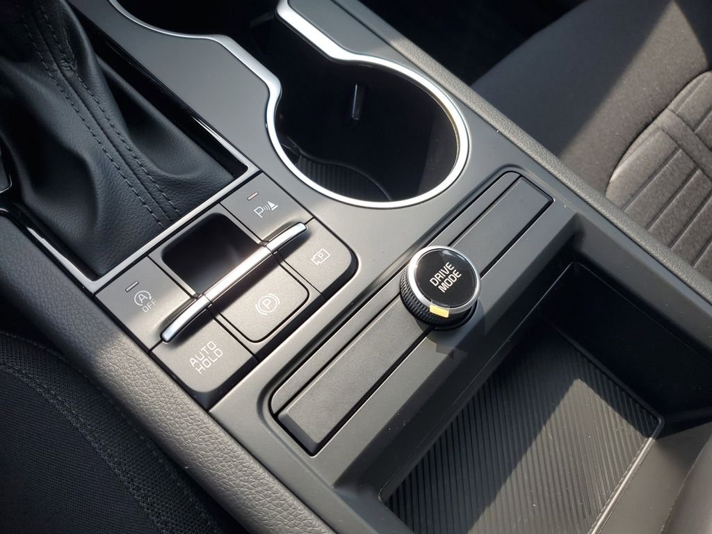 2026 Kia K5 LXS - Photo 38