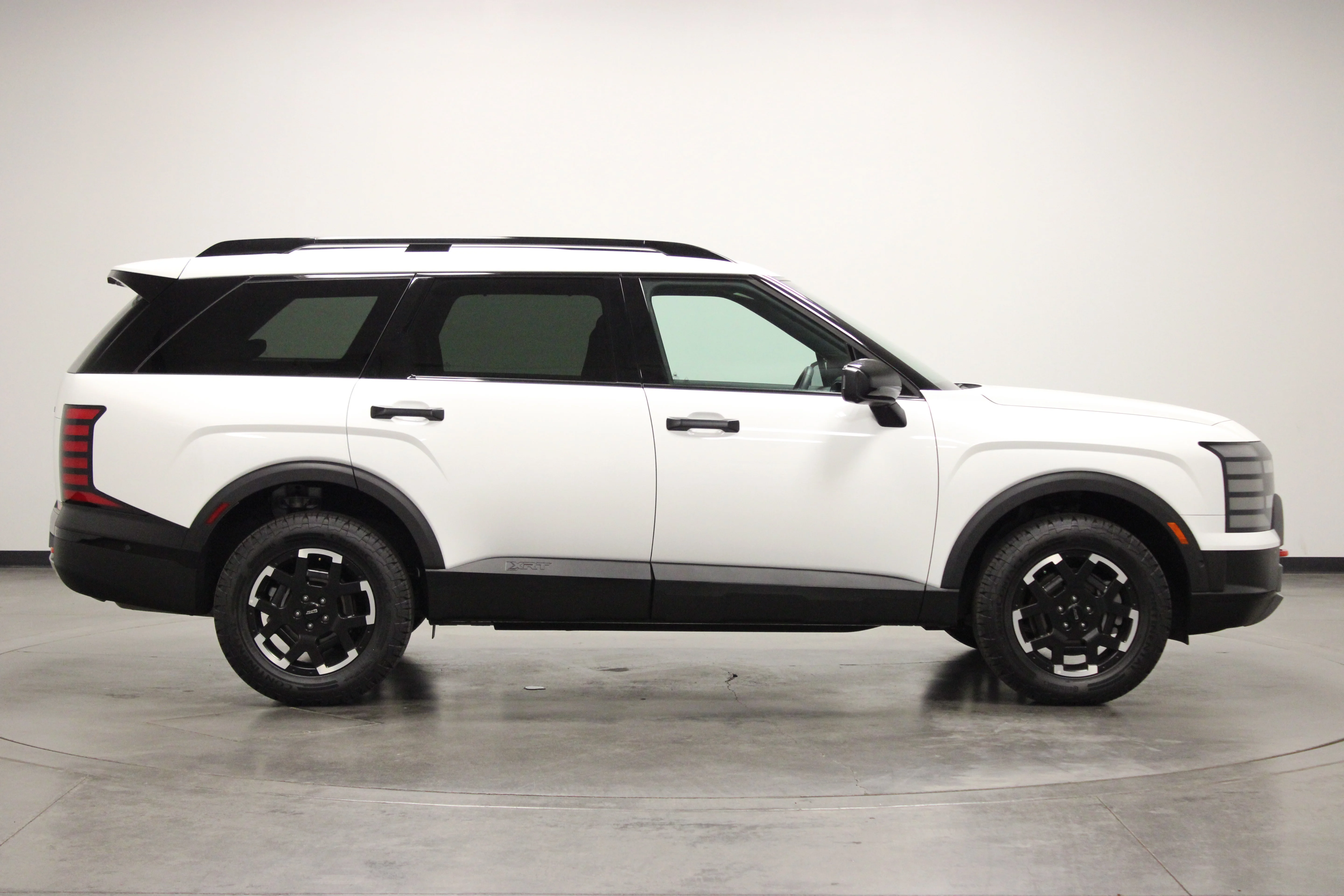 Used 2026 Creamy White Pearl Hyundai XRT Pro image 9