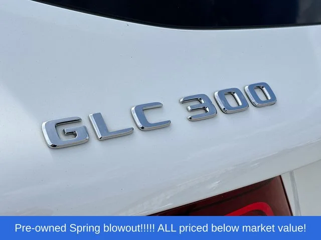 Used 2020 White Mercedes-Benz GLC 300 image 15
