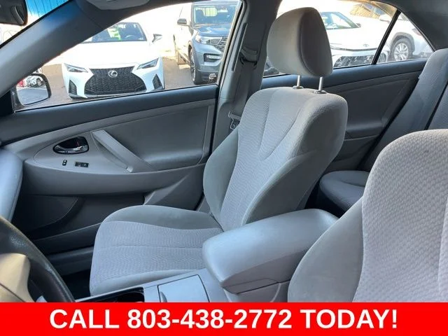 Used 2011 Gray Toyota LE image 9