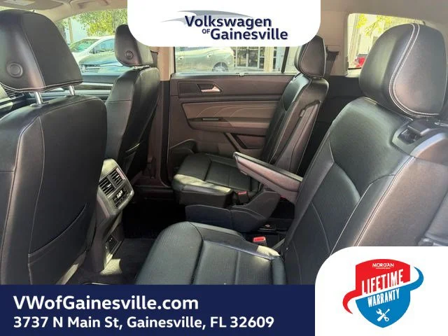 Used 2023 Pure White Volkswagen 3.6L V6 SE w/Technology image 11