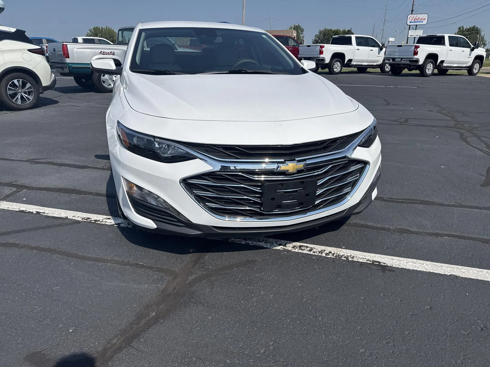 Used 2023 SUMMIT WHITE Chevrolet LT image 6