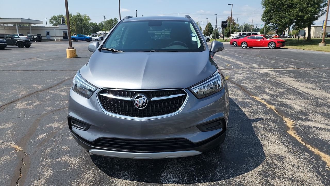 Used 2020 Gray Buick Preferred image 3