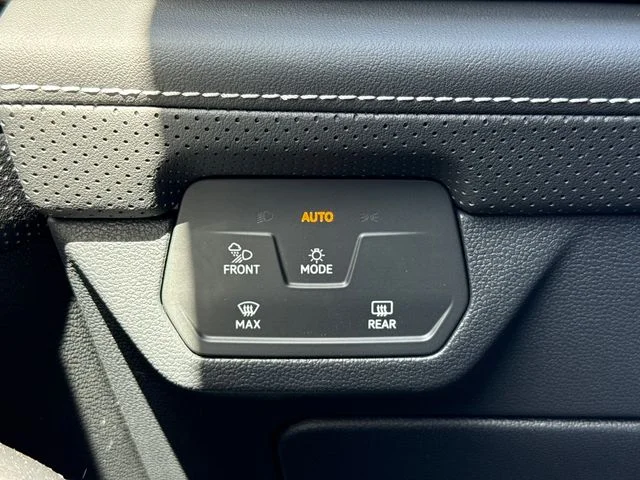New 2026 Pure Gray Volkswagen 2.0T SE w/Technology image 43