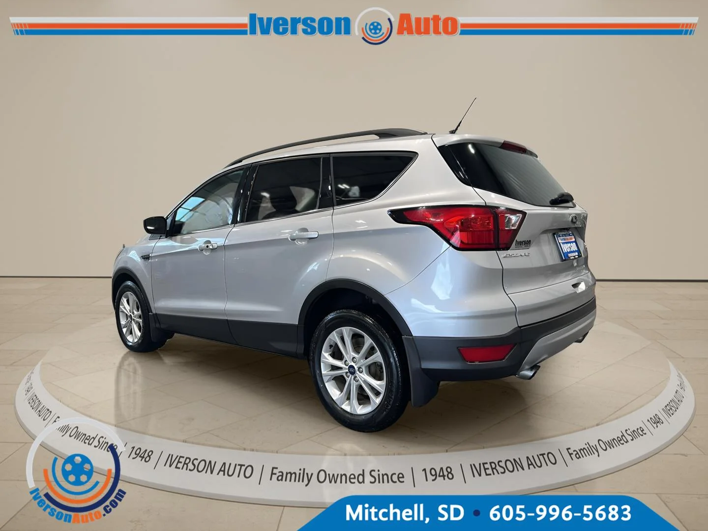 Used 2019 Ingot Silver Ford SEL image 5