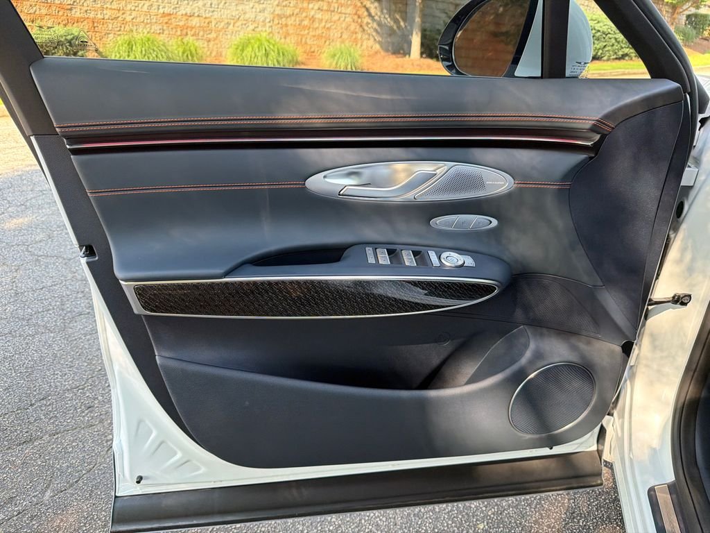 New 2026 White Genesis 3.5T SPORT PRESTIGE image 10