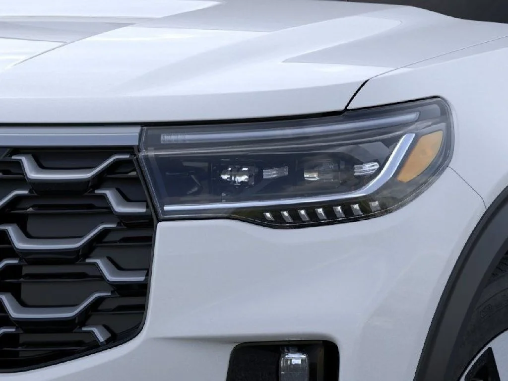 New 2026 Space White Metallic Ford Platinum™ image 18