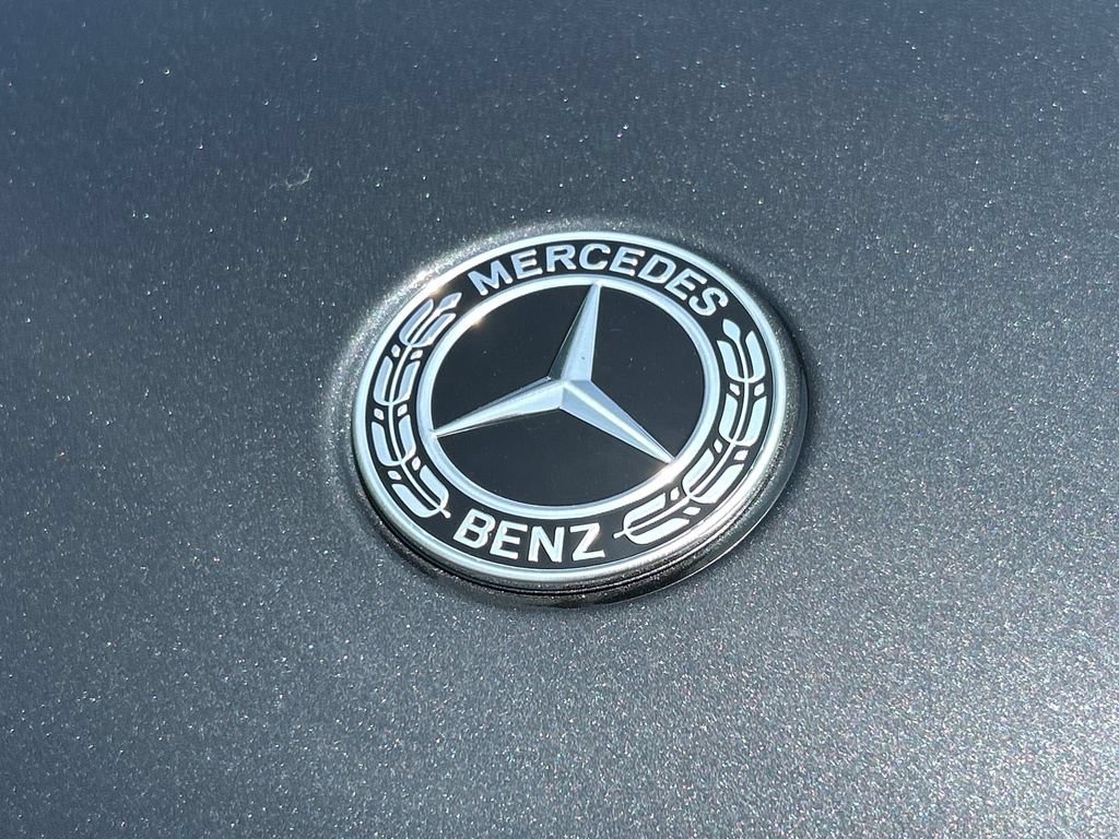 New 2026 Graphite Grey Metallic Mercedes-Benz GLC 300 image 62