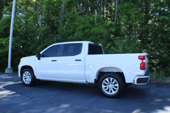 Used 2023 Summit White Chevrolet Custom image 3