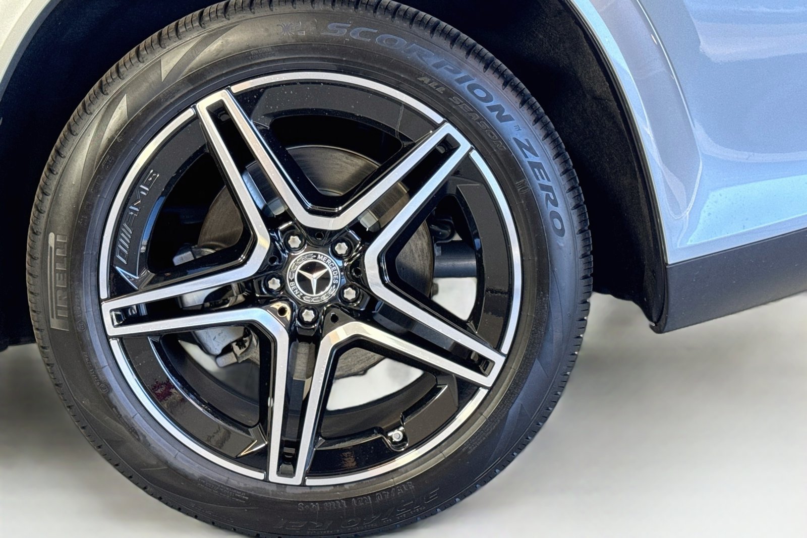 New 2026 Cirrus Silver Metallic Mercedes-Benz GLS 450 image 27