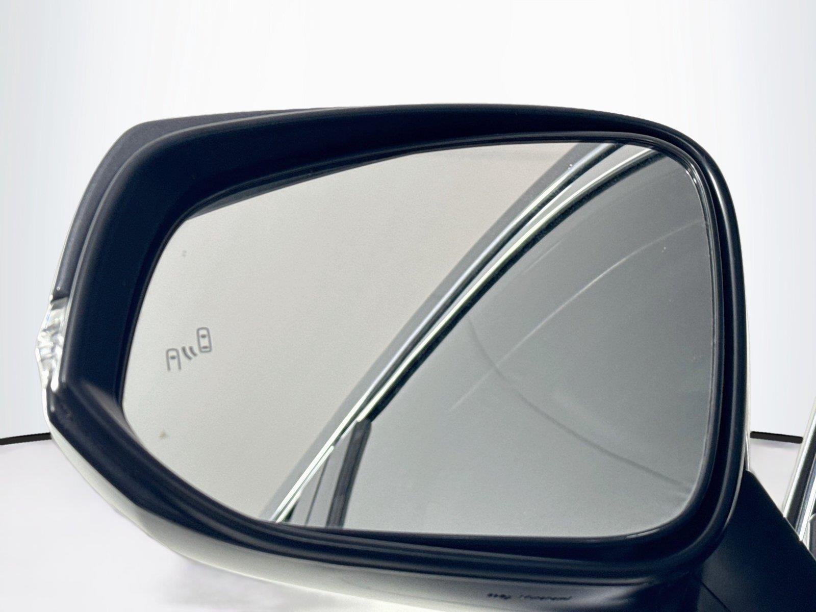 Certified Used 2022 Magnetic Gray Metallic Toyota XLE image 5