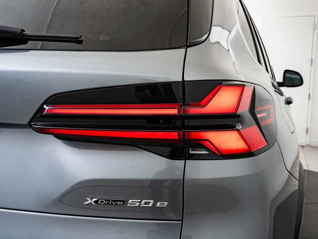 Used 2024 Skyscraper Gray Metallic BMW xDrive50e image 9