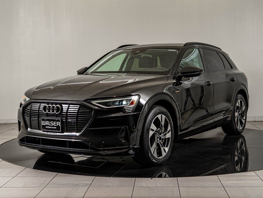 2022 Audi e-tron