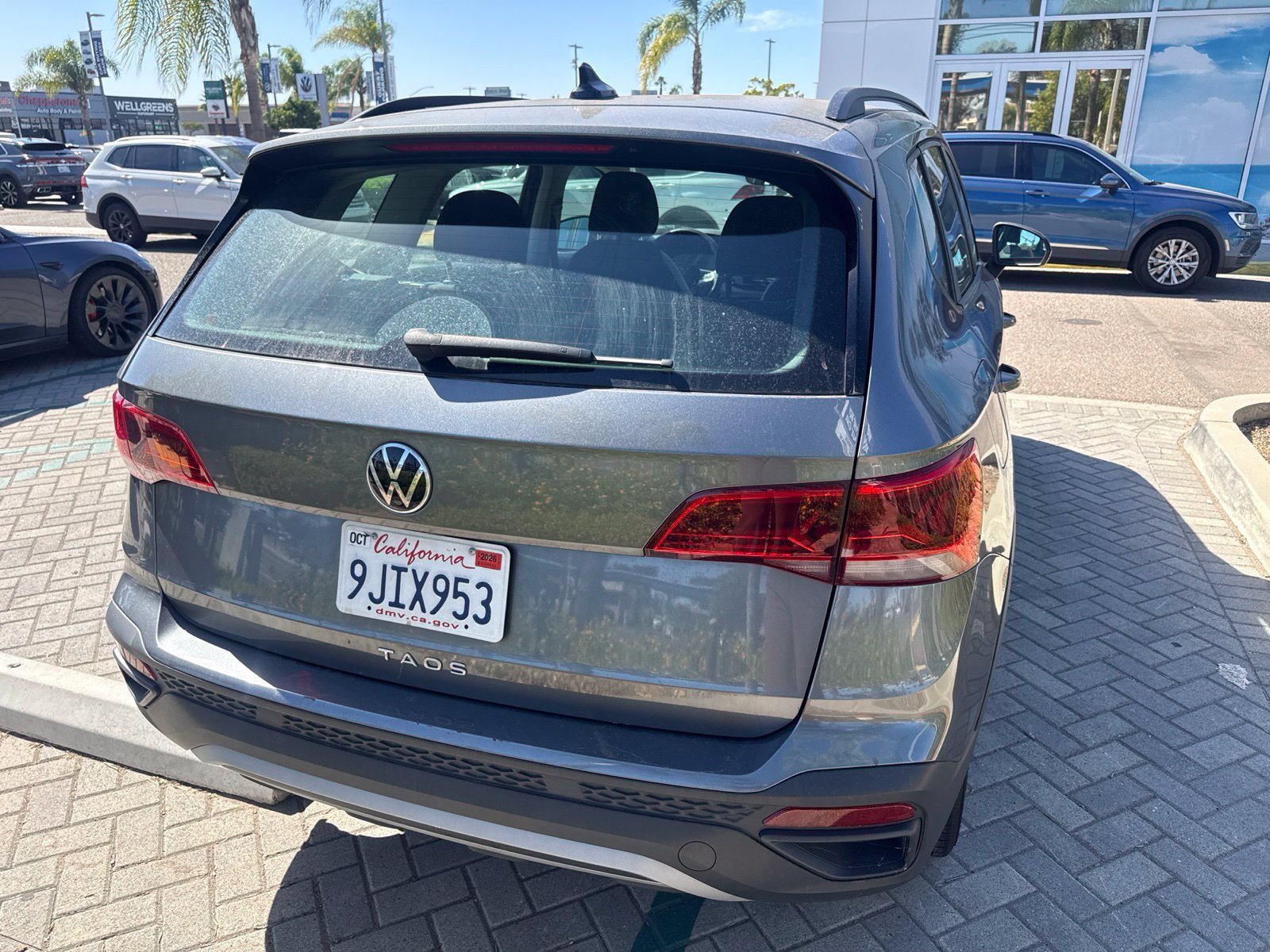 Certified Used 2023 Platinum Gray Metallic Volkswagen 1.5T S image 9
