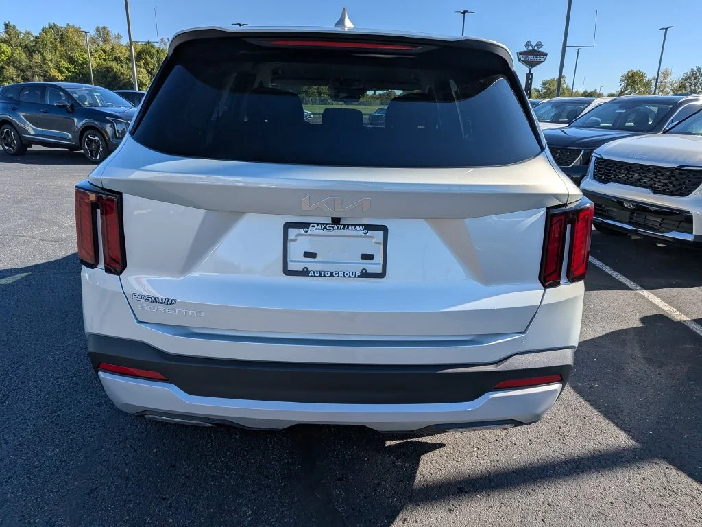 New 2026  Kia LX image 33