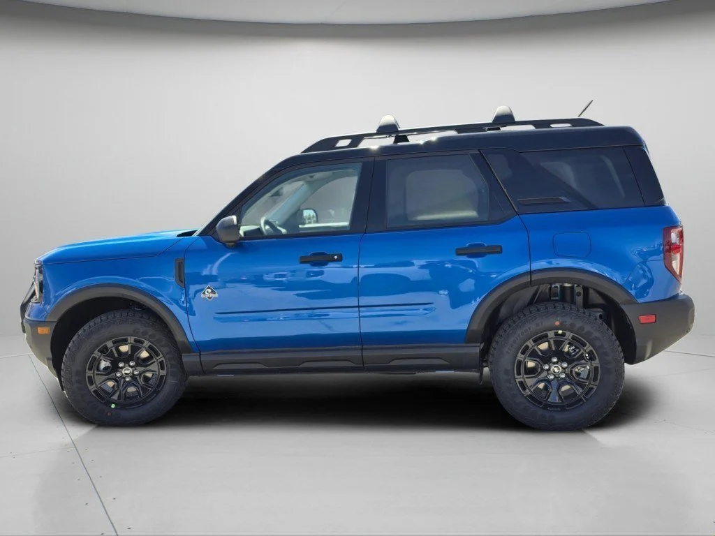 New 2026 Velocity Blue Metallic Ford Outer Banks image 23