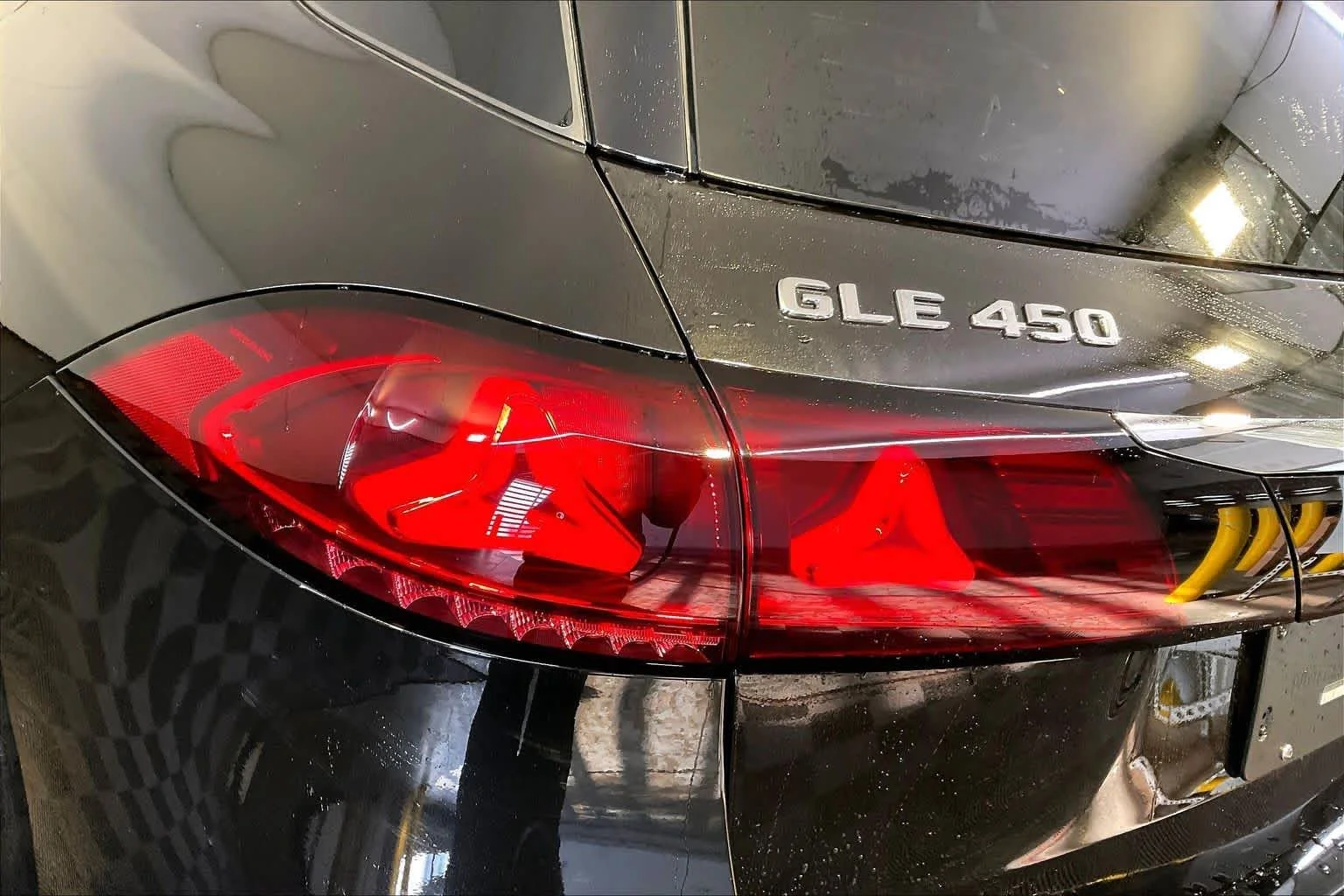 New 2027 Obsidian Black Metallic Mercedes-Benz GLE 450 image 5