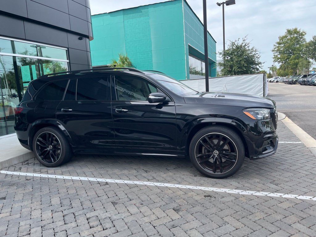 Certified Used 2024 Black Mercedes-Benz GLS 450 image 5