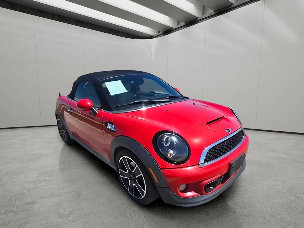 Used 2013 Chili Red MINI S image 10