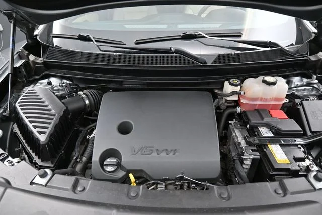 Used 2023 Gray Chevrolet LT image 44