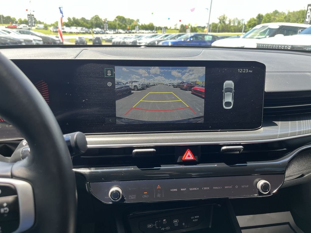 2025 Kia K5 GT-Line - Photo 23