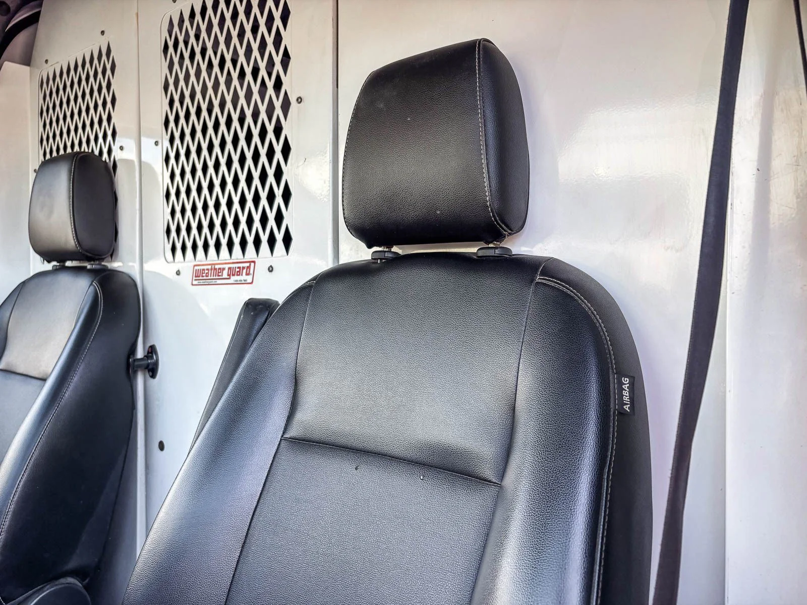 Used 2020 Oxford White Ford Base image 13