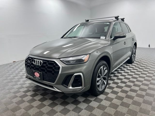 Used 2024 Chronos Gray Metallic Audi 45 S line Premium image 2