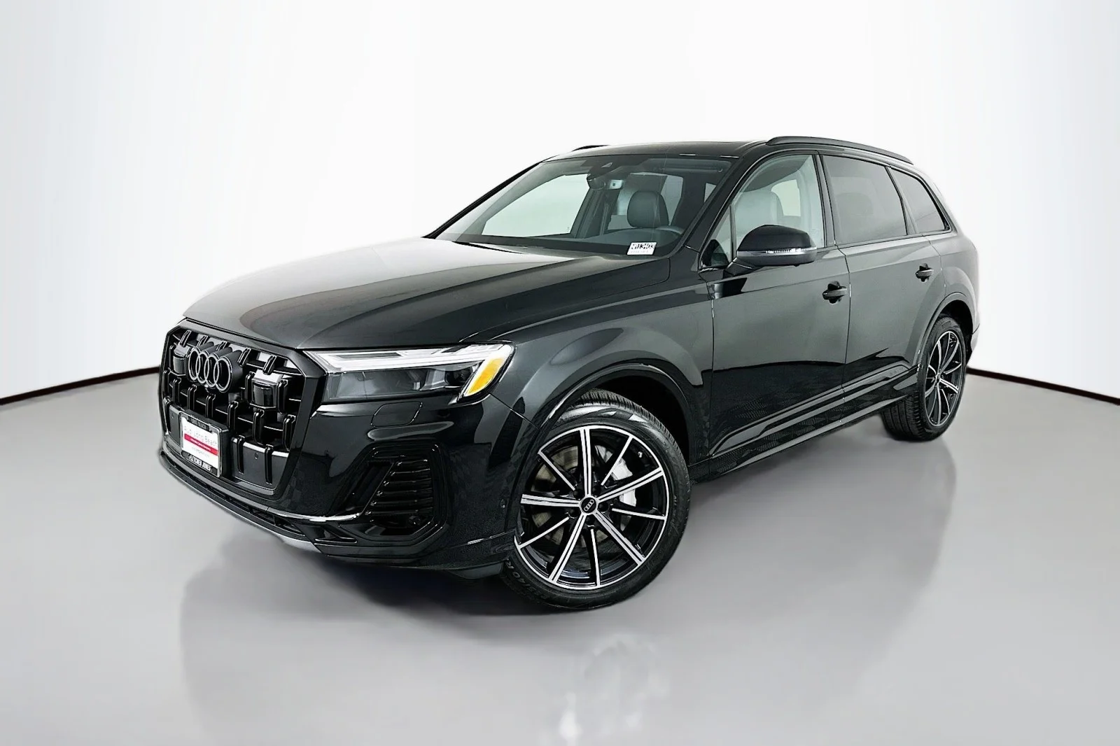 2026 Audi Q7 45 Premium Plus quattro Tiptronic's photo