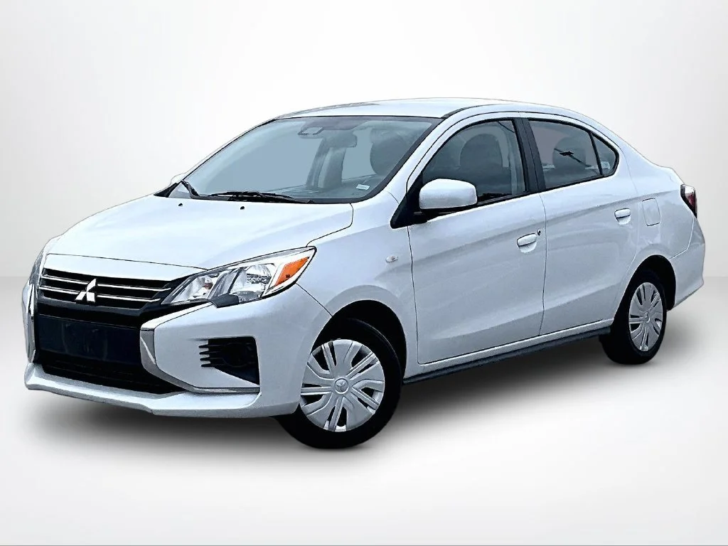 Used 2024 Red Mitsubishi ES image 2