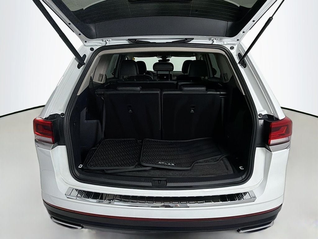Used 2024 Pure White Volkswagen 2.0T SE 4MOTION image 25