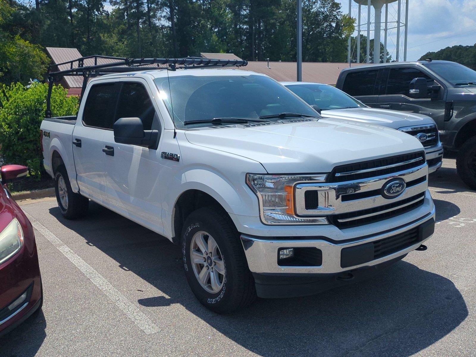 Used 2019 Oxford White Ford XLT image 3