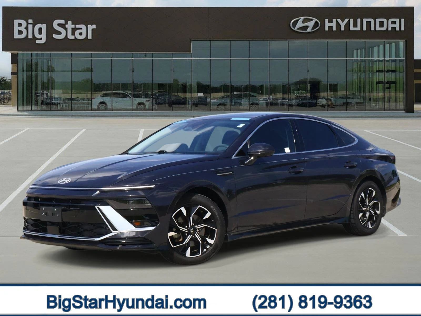 Used 2024 Carbon Blue Hyundai SEL image 1
