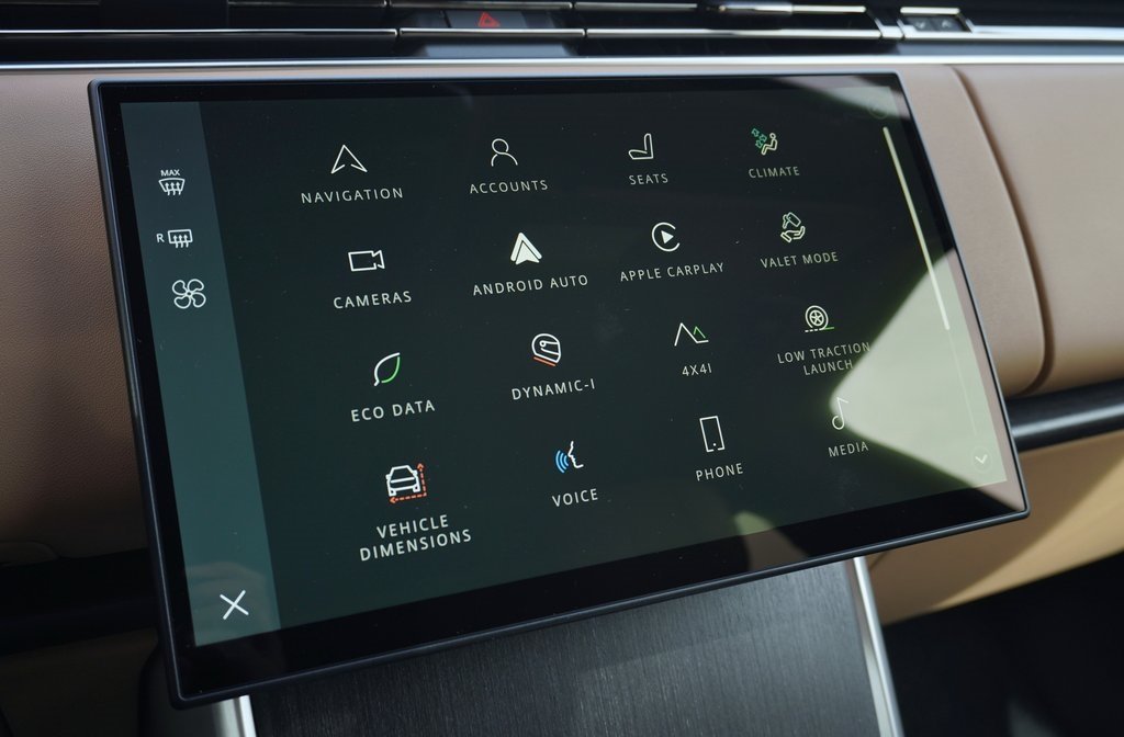 2026 LAND ROVER RANGE ROVER - Image 18