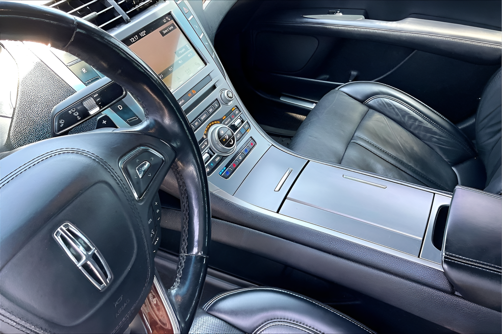 Used 2019 Gray Lincoln Reserve image 15